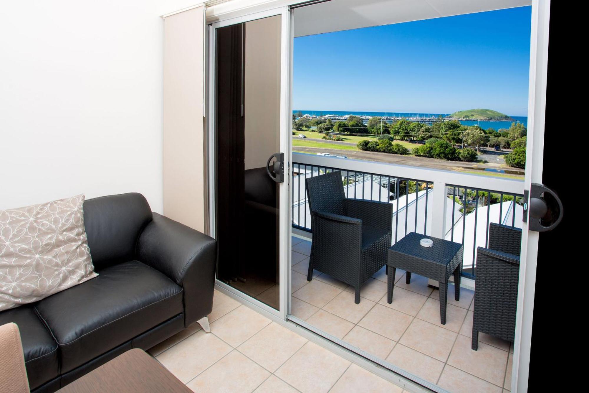 Aparthotel The Observatory Self Contained 4*